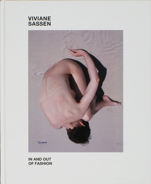 Viviane-Sassen-In-Out-of-Fashion