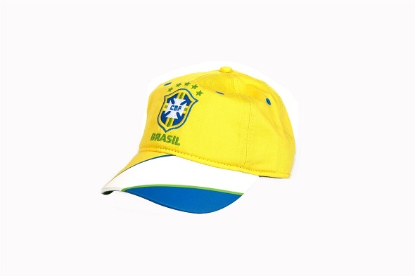 מתוך קולקציית המונדיאל של FOREVER 21/ החל מ 13.90-75.90 ₪ ניתן להשיג בחנויות הרשת.