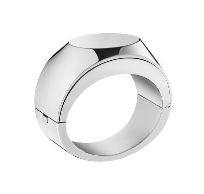 Dior, 2,375/ צילום יח''צ חו''ל/ להשיג בה' באייר 32 כיכר המדינה תל-אביב