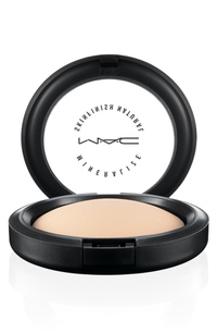 160 ש"ח MAC MineralizeSkinfinishNatural-Light-300 160 ש"ח MAC MineralizeSkinfinishNatural-Light-300