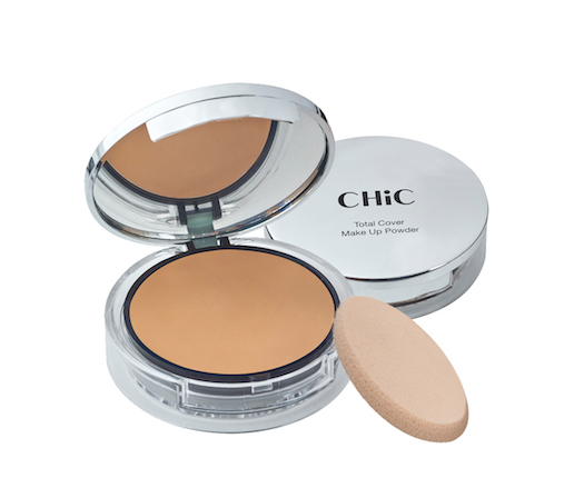 TOTAL COVER MAKEUP POWDER של CHIC | מחיר: 70 ש״ח | צילום: לירון ליבה