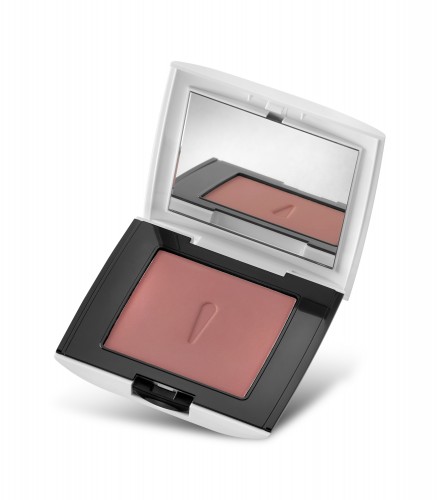 סומק מסדרת COLOR BLUSH בגוון 05 מחיר 59.90 שח צילום מוטי פישביין
