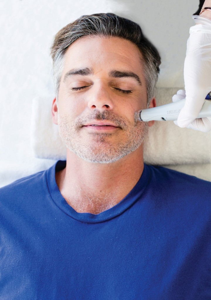 לא רק לנשים / הטיפול חדשני - מכשיר ה- HydraFacial / צילום: יח"צ חו"ל