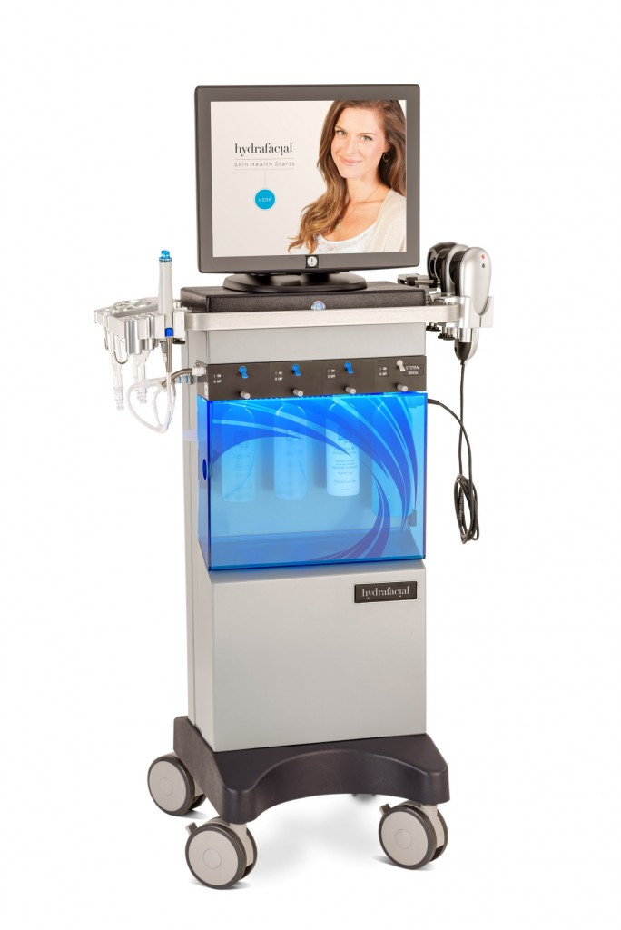 והאטרקציה / מכשיר ה - HydraFacial / צילום: יח"צ חו"ל