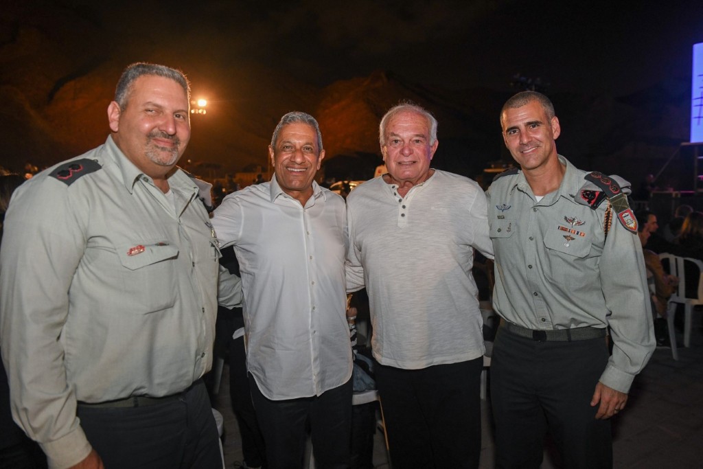 מימין עידו מזרחי גיורא אקרשטיין מאיר יצחק הלוי ועמוס לוי / צילום: ארן דולב