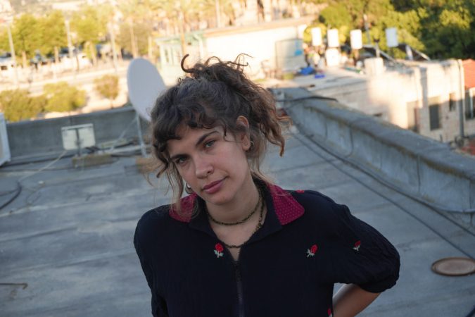 השאלון עם האמנית נגה שליט גליק